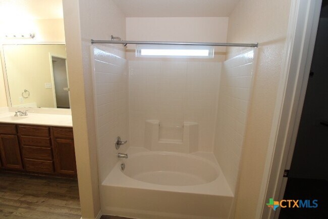 Building Photo - 5000 Imperial Eagle Dr