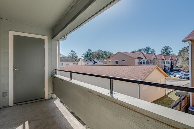 Building Photo - 14777 Wunderlich Dr