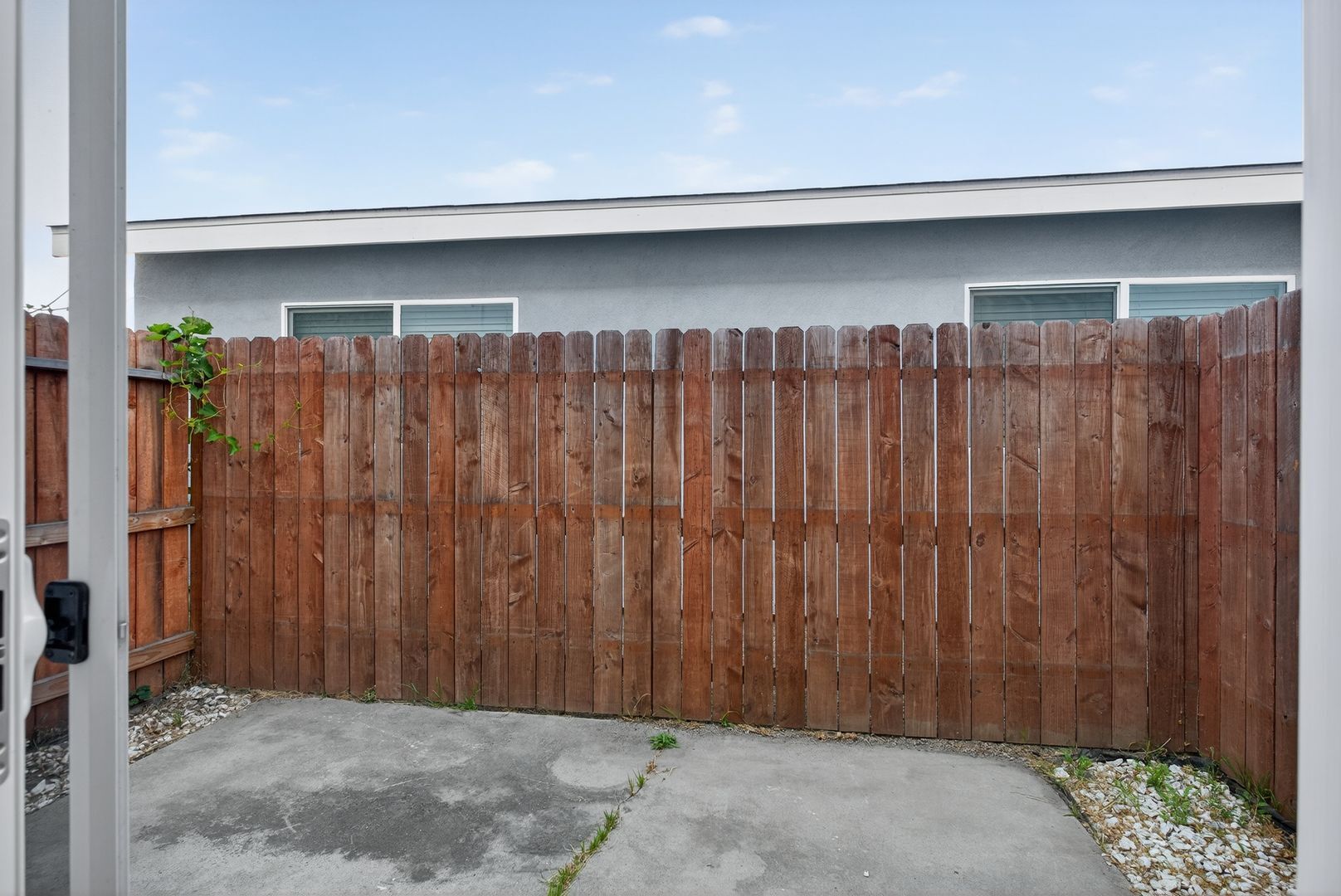 Building Photo - 13392 Magnolia St