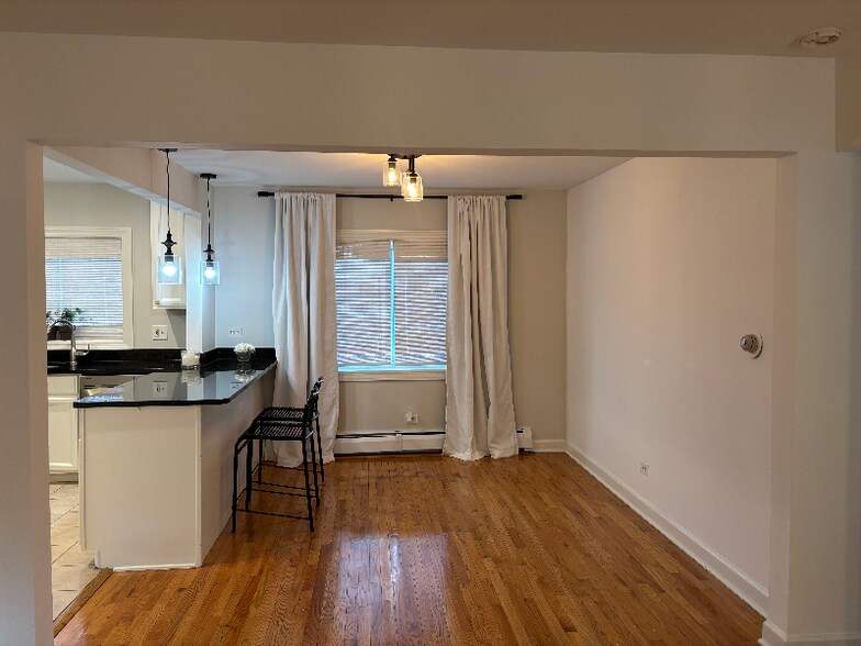 Building Photo - 4842 Conrad St