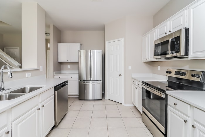 Building Photo - 716 Twin Creek Dr