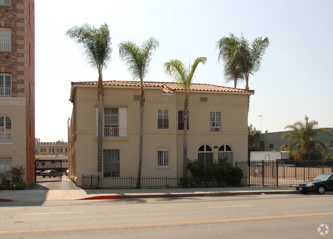 Building Photo - The Franklin