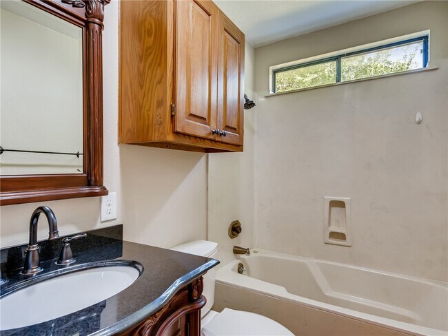 Building Photo - 10511 Hibbs Ln