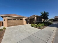 Building Photo - Gorgeous 4 Bedroom 3 Bath Home with a Pool...