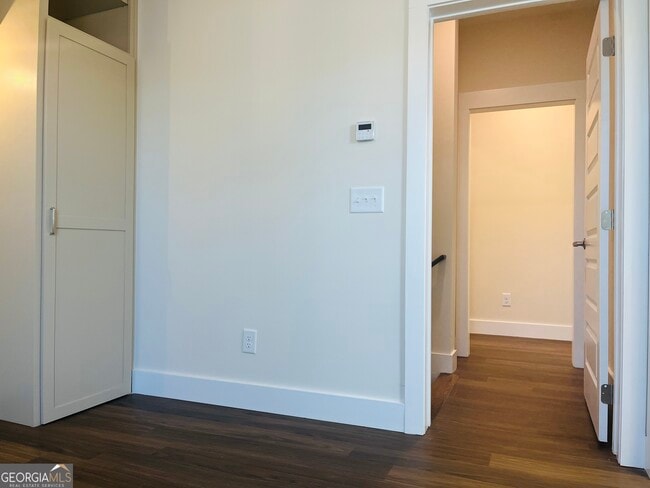 Building Photo - 105 Gardenia Ln