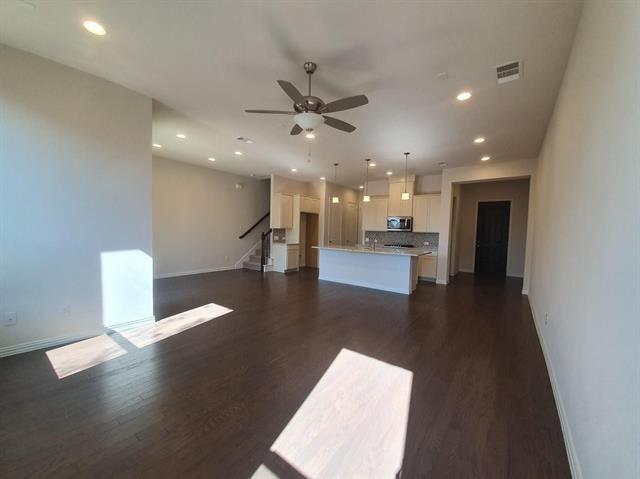 Building Photo - 8286 Primrose Wy