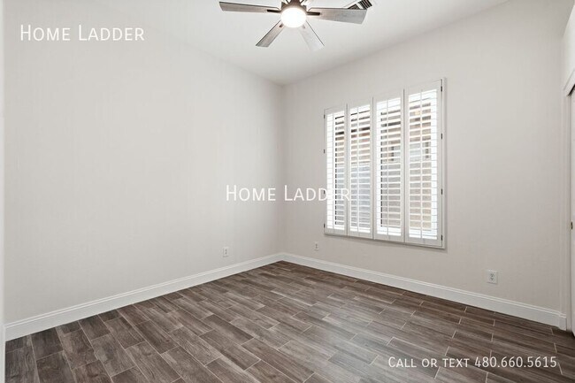 Building Photo - 5080 S McClelland Dr