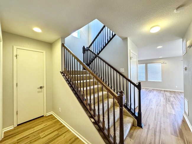 Building Photo - 24977 E Lake Dr