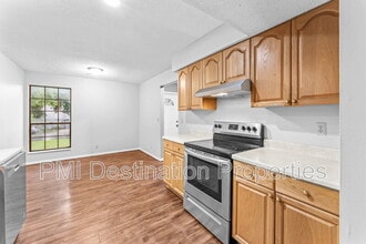 Building Photo - 16107 W 141st Terrace