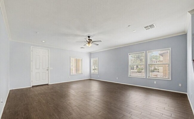 Building Photo - 17593 N 185th Dr