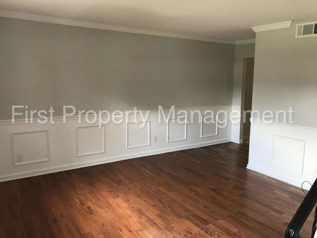 Building Photo - 1407 Mana Ln