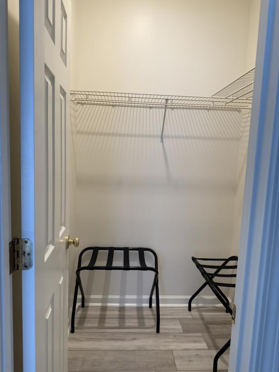 Building Photo - 7908 Sunset Ave