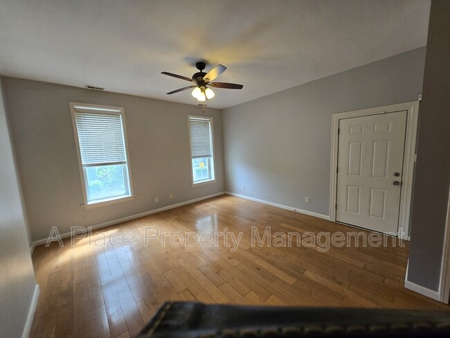 Building Photo - 3113 Magnolia Ave