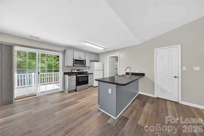 Building Photo - 2332 Eargle Rd