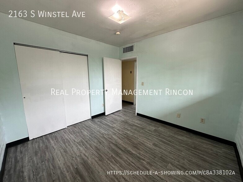 Building Photo - 2163 S Winstel Ave