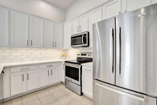 Building Photo - 5069 Toscana Trail