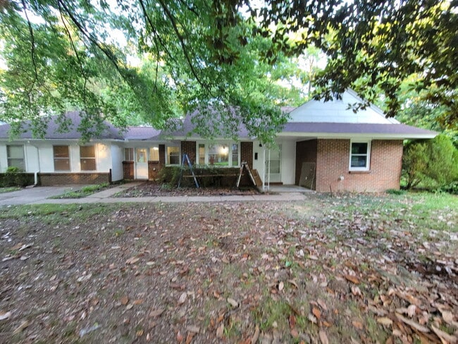 Primary Photo - 7750 Mahoney Rd