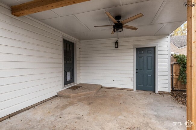 Building Photo - 1644 Ardath Ave