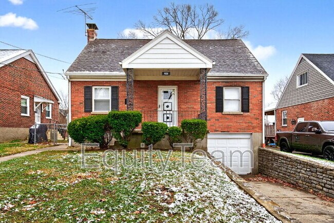 Primary Photo - 405 Home Ave