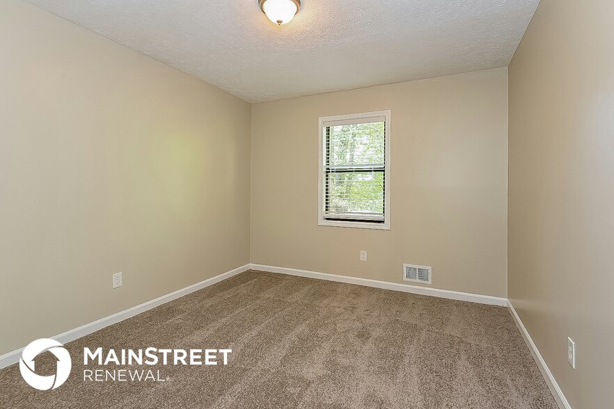 Building Photo - 8050 Sumit Wood Dr NW