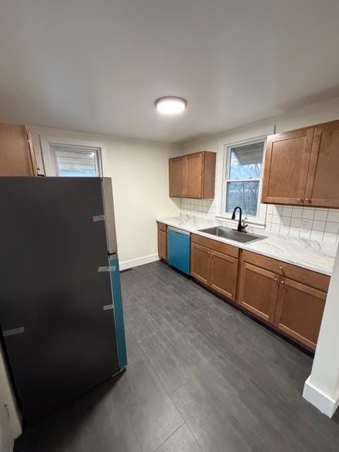 Building Photo - 1620 6th Ave