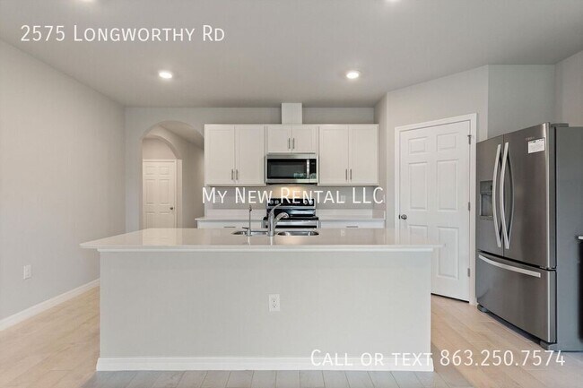 Building Photo - 2575 Longworthy Rd