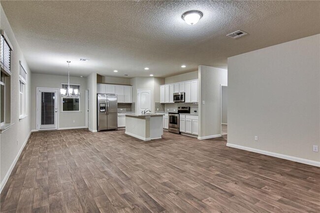 Building Photo - 309 Naset Dr