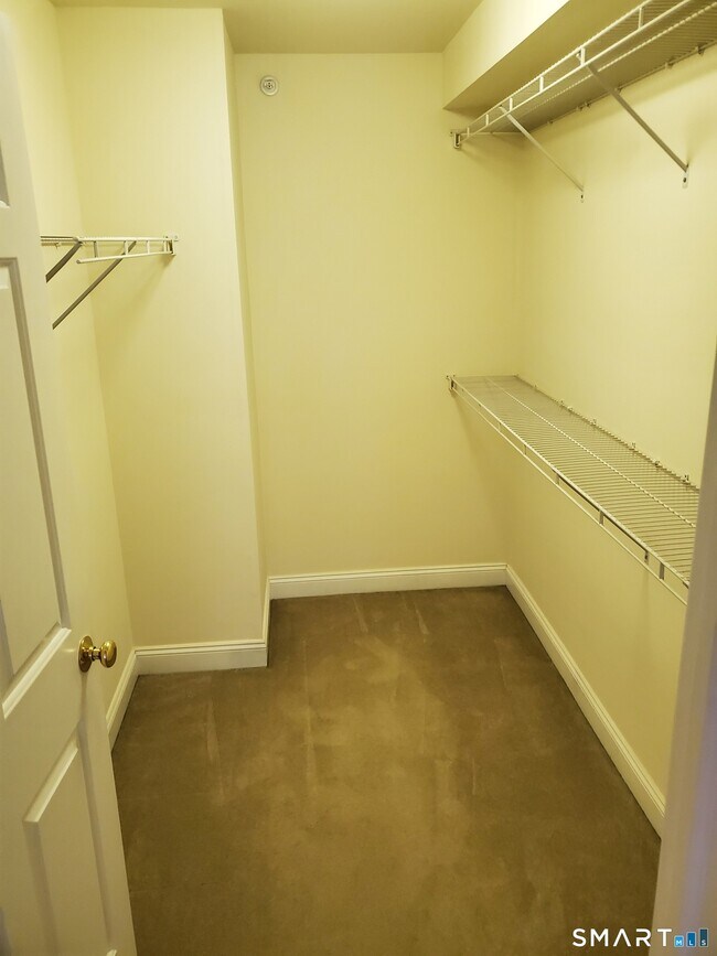 Building Photo - 365 Westport Ave