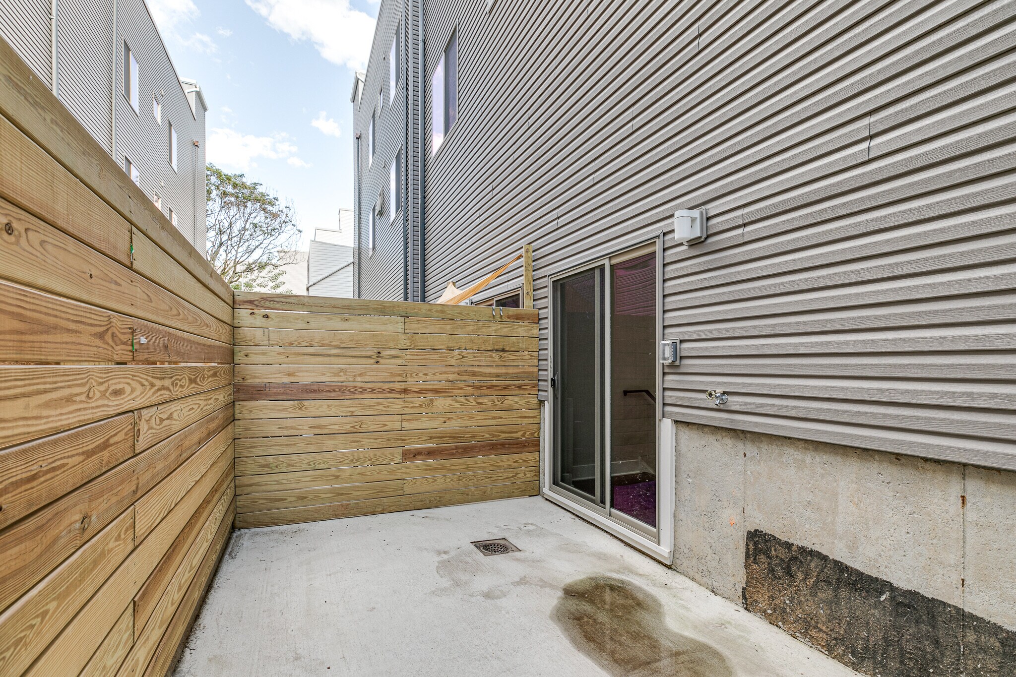 Building Photo - 2635 Federal St