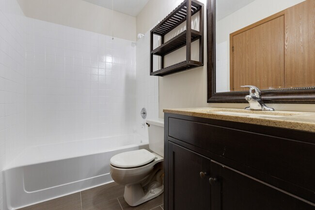 Building Photo - 1791 Barnhill Dr