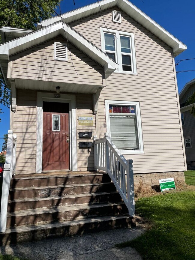 Primary Photo - 650 Franklin St