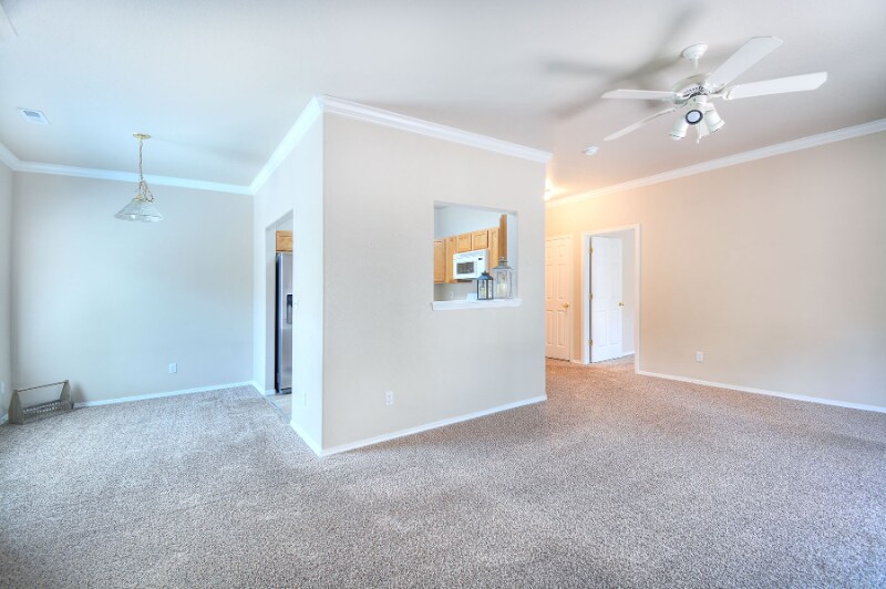 Building Photo - 3020 Mandalay Grove