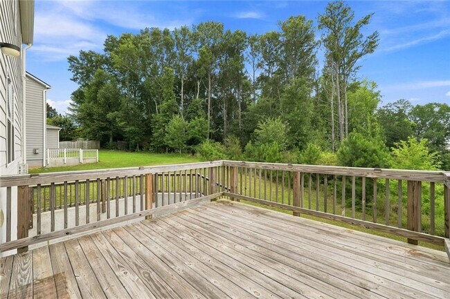 Building Photo - 6000 Screech Owl Dr