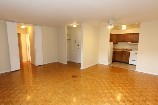 Building Photo - 1329. N Dearborn