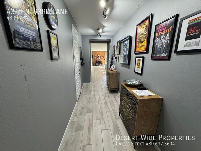 Building Photo - 4319 N 93rd Ln