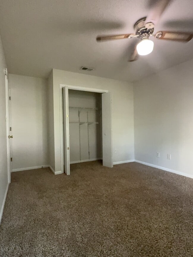 Building Photo - 109 Bridgewater Ct