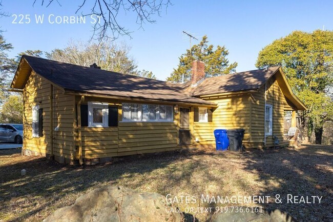 Building Photo - Charming, Updated, Historic Hillsborough Home