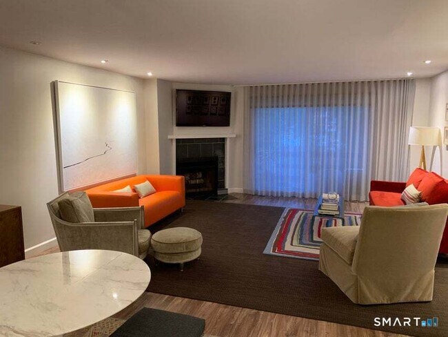 Building Photo - 213 River Rd Ext