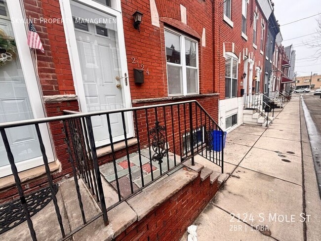 Building Photo - 2124 S Mole St