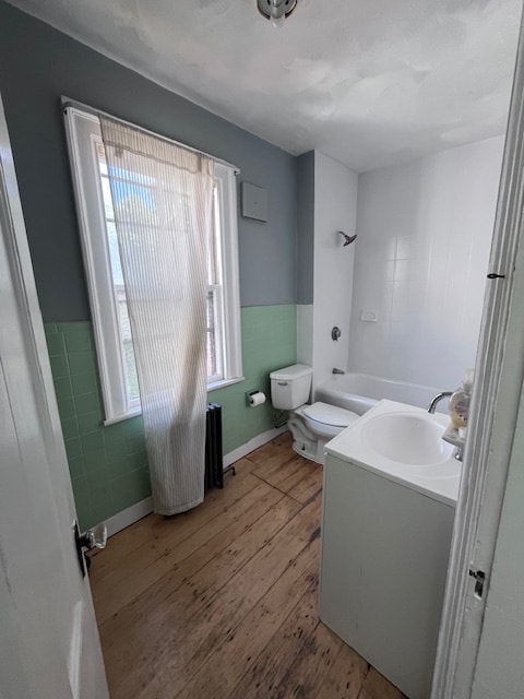 Building Photo - 42 Putnam Ave