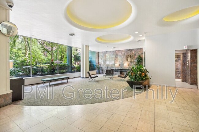 Building Photo - 1810 Rittenhouse Square