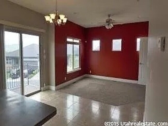 Building Photo - Lehi 3 Bedroom Town Home Pets OK