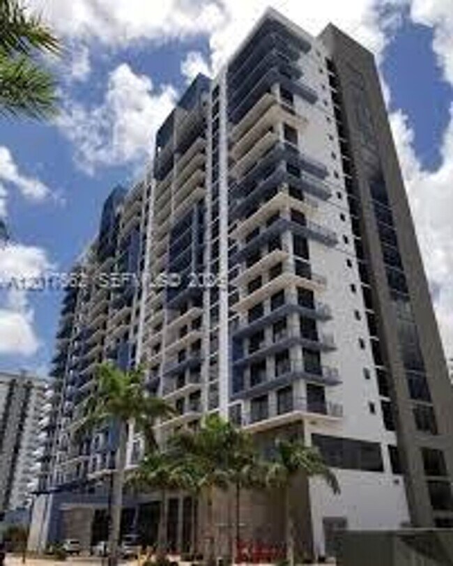 Building Photo - 5350 NW 84th Ave