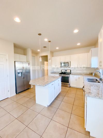 Building Photo - 20472 W Park Meadows Dr