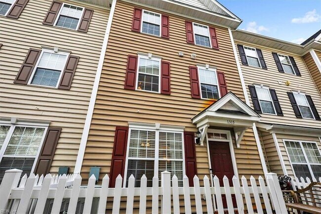 Building Photo - 1315 Teton Cir