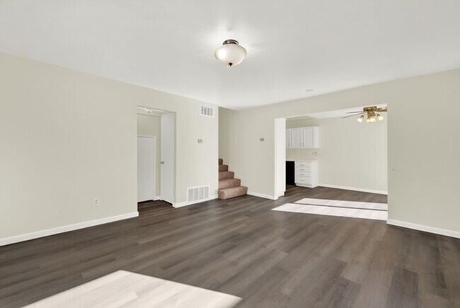 Primary Photo - Great 3 bed, 1.5 bath Condo in Vacaville -...