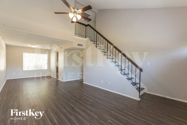 Building Photo - 4222 E Apollo Rd