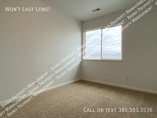 Building Photo - 3 Bed/3 Bath Duplex in Draper