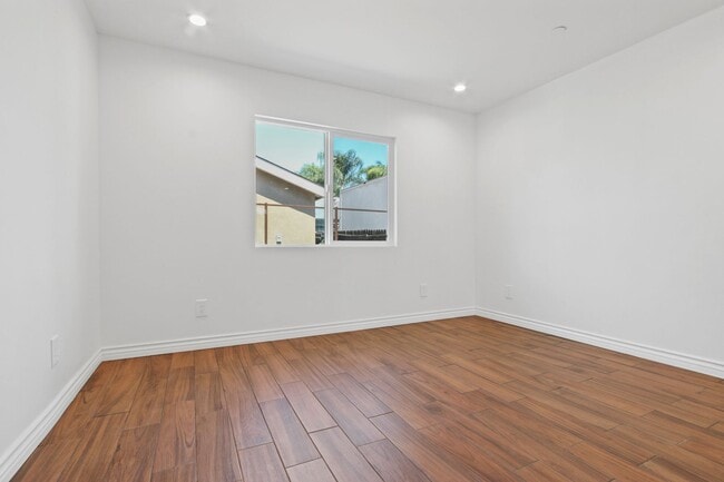 Building Photo - New Constuction Modern 2 Bed / 2 Bath ADU ...