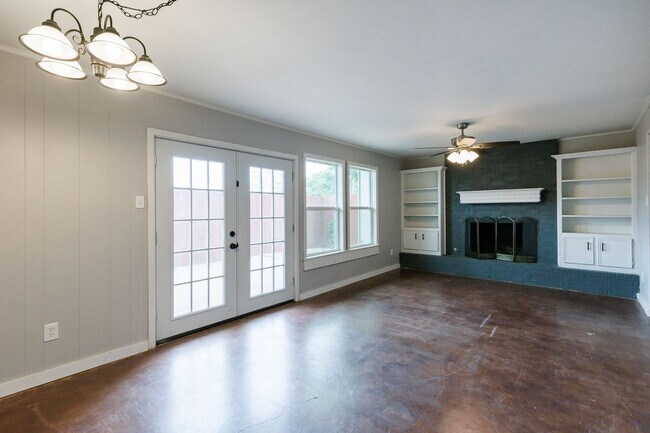 Building Photo - 4314 52nd St